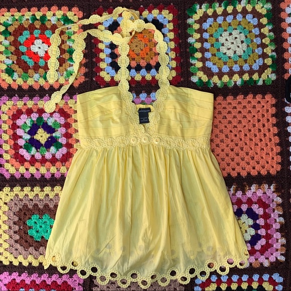 Moda International Tops - Y2K Moda International Yellow Halter Top